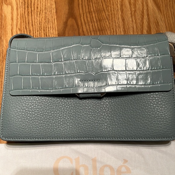CHLOÉ
Faded Blue Small Faye Day Bag - Picture 3 of 10